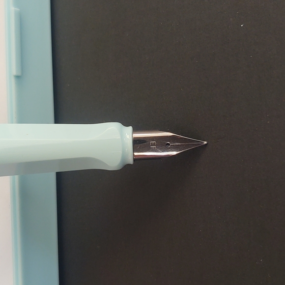 Fountain Pen Kit - Picture 3 of 7